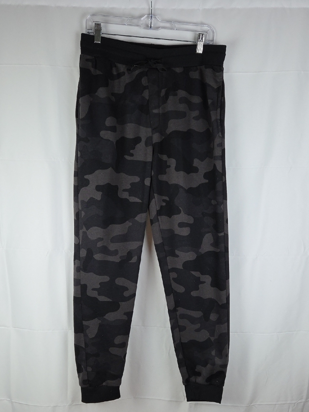 Mens..New..Real Essentials.. Men's Charcoal Black Camo Jogger Sweatpants